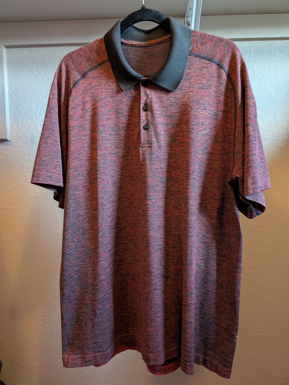 Men's Heathered Lululemon Red Polo with Black Contrast Collar
